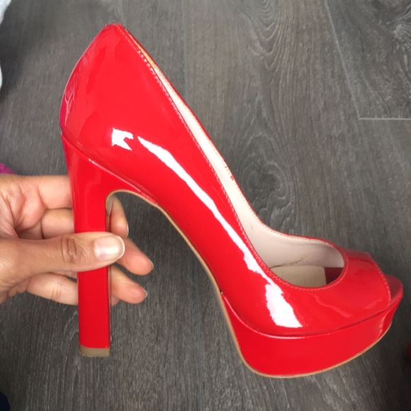 Browns B2 red open toe patent heels size 35 - Picture 2 of 4